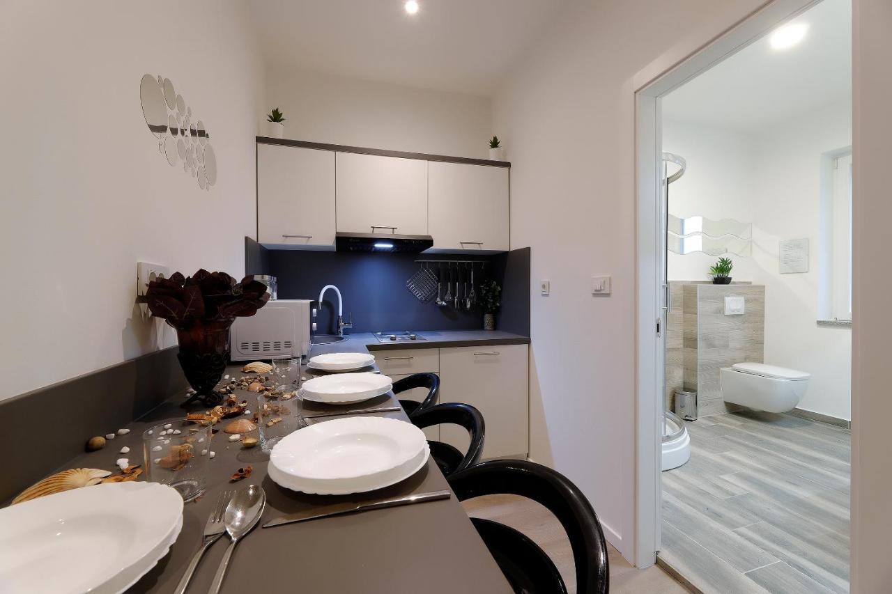 Apartments Zara Rijeka Exterior photo